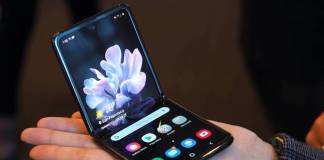 Samsung Galaxy Z Flip 3 Concept Image