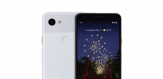 Google Pixel foldable phone concept