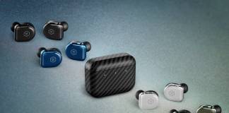 Master and Dynamic MW08 Sport Active Noise-Cancelling True Wireless Earphones And Wireless Charge Pad